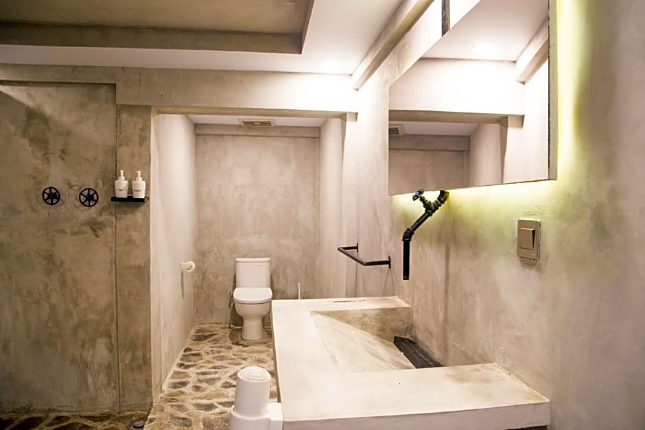 Flores Passport House