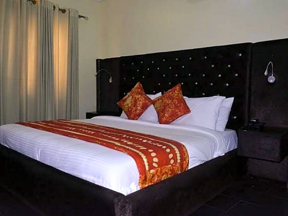 Esporta Suites Hotel & Resorts Magodo