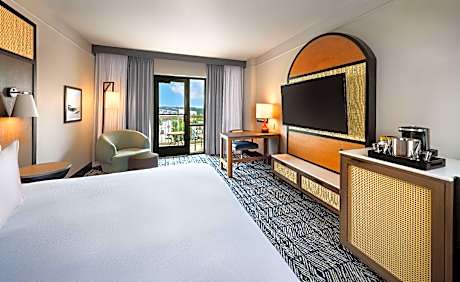 1King Mobility/Hearing Access/Bathtub/Balcony