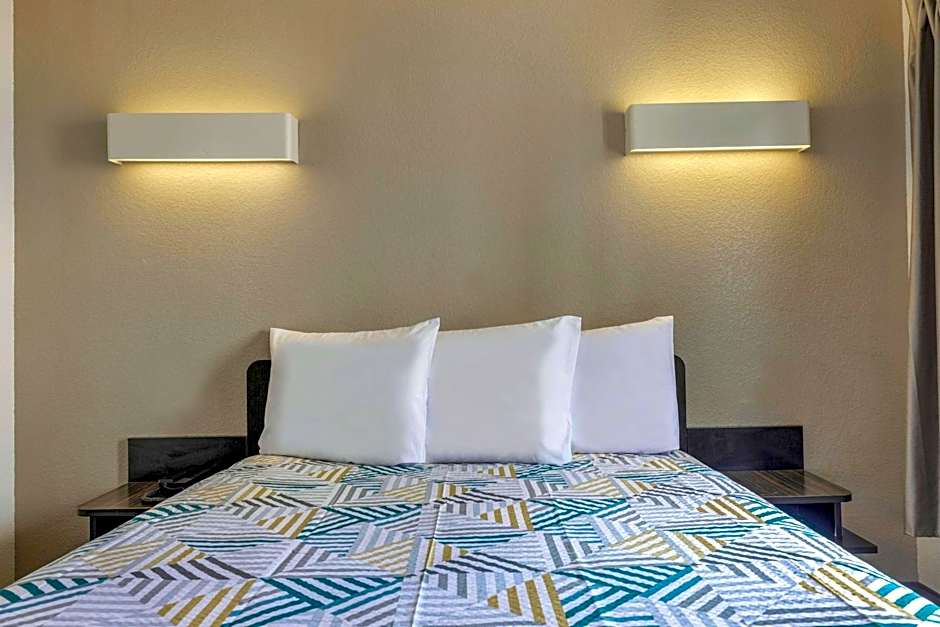 Motel 6-Cedar Park, TX