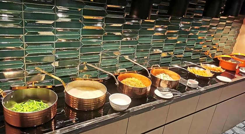 Four Points by Sheraton Yangjiang City Center