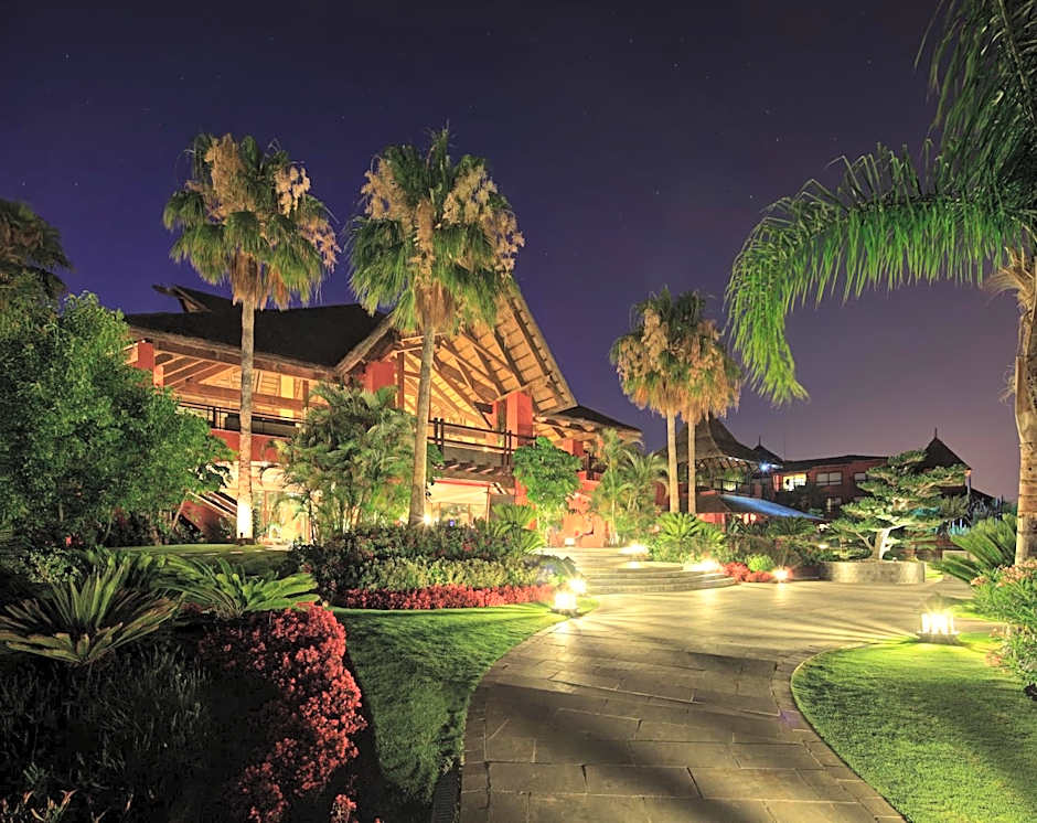 Asia Gardens Hotel & Thai Spa, a Royal Hideaway Hotel