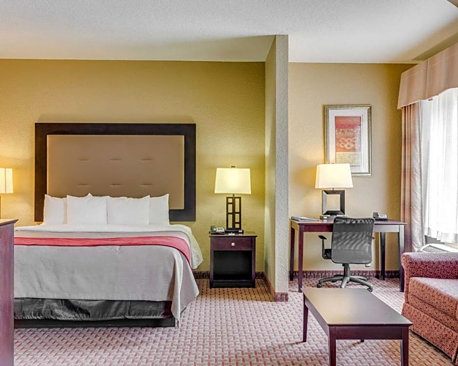 Quality Inn & Suites Slidell