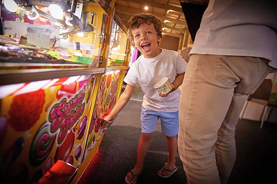 Hunters Quay Holiday Village