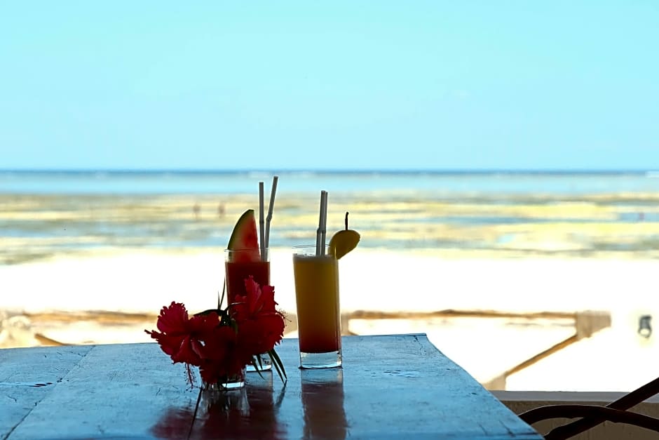 Makuti Beach Bungalows