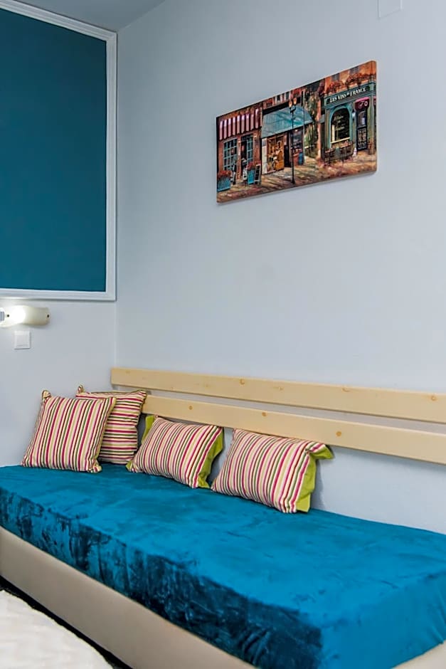 Yiannis Manos Hotel Resort