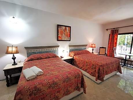 Premium Triple Room