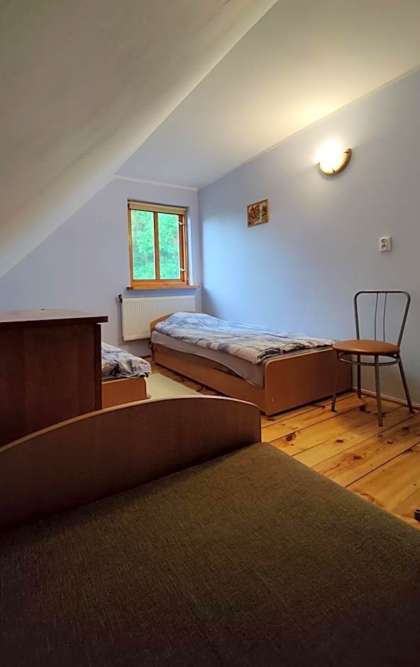 Photo 1 of 3 of Basic Triple Room with Shared Bathroom