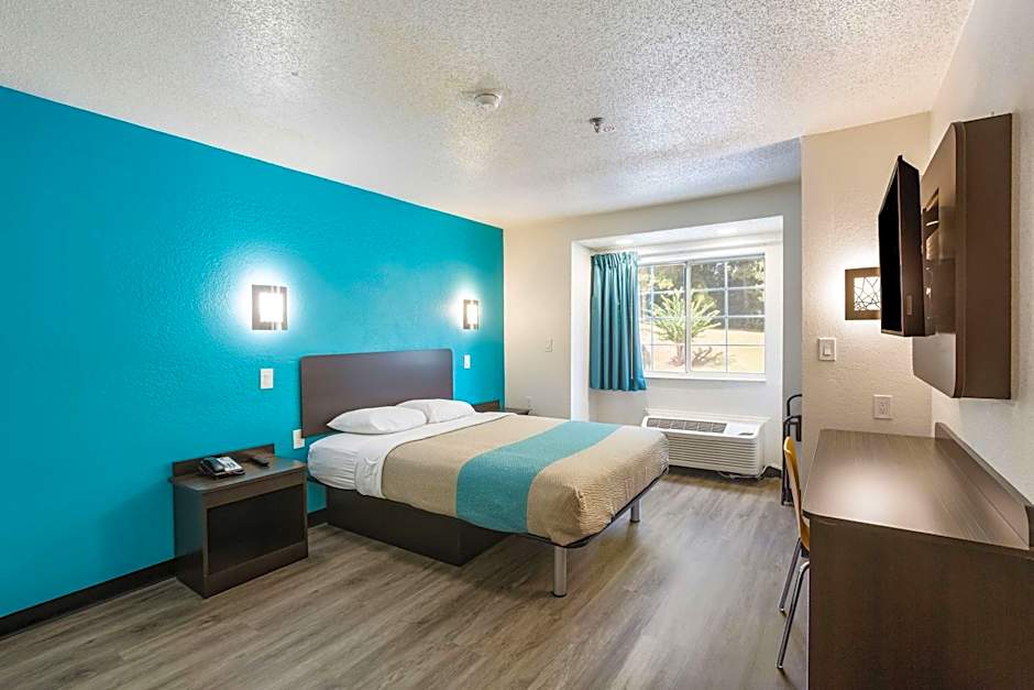 Motel 6-Smyrna, GA - Atlanta