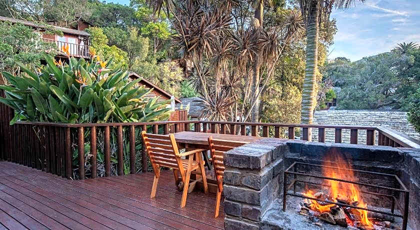 Under Milkwood Chalets