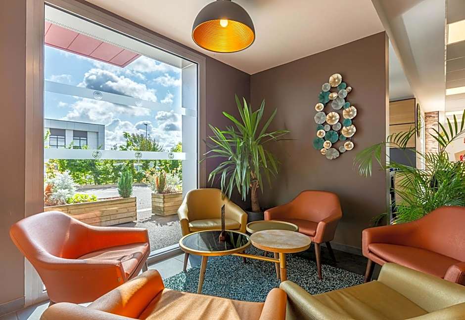 B&B HOTEL CHARTRES Oceane