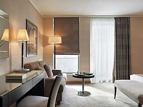 Executive Double Room with Pool View