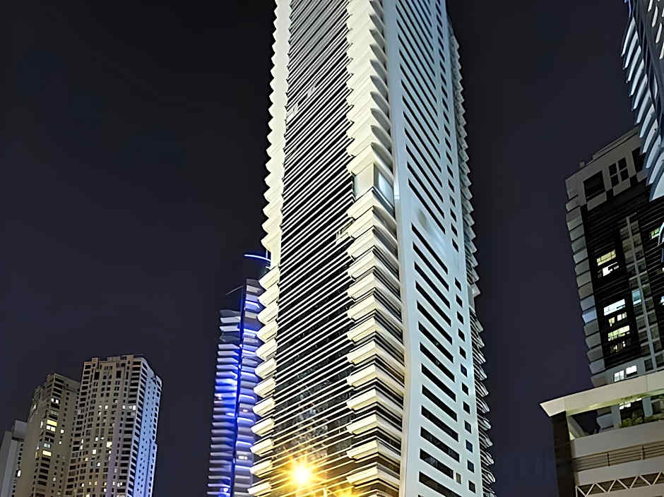 Barcelo Residences Dubai Marina