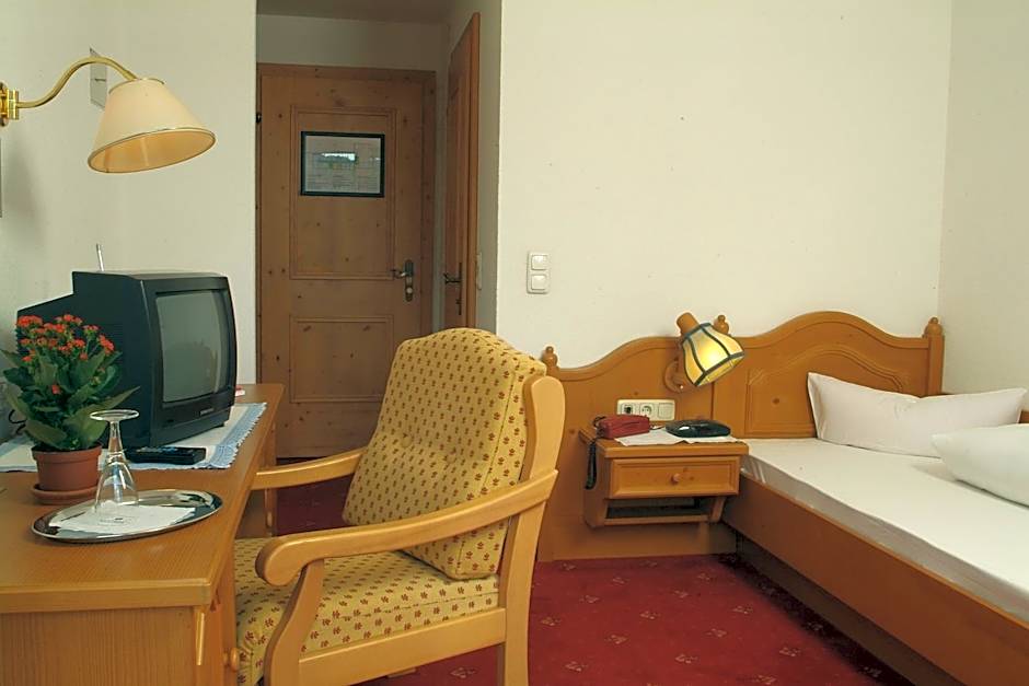 Hotel-Garni Stern - bed & breakfast & more