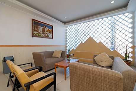 RedDoorz near Silangit International Airport