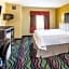 Days Inn & Suites by Wyndham Augusta Near Fort Eisenhower