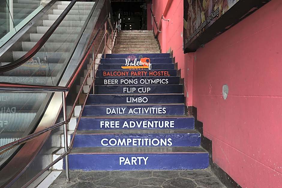 Balcony Party Hostel Ao Nang Beachfront Adult Only