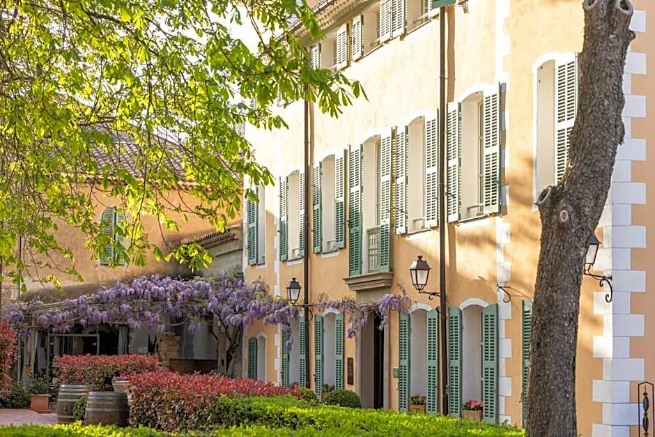 Hostellerie De L'abbaye De La Celle - Les Collectionneurs