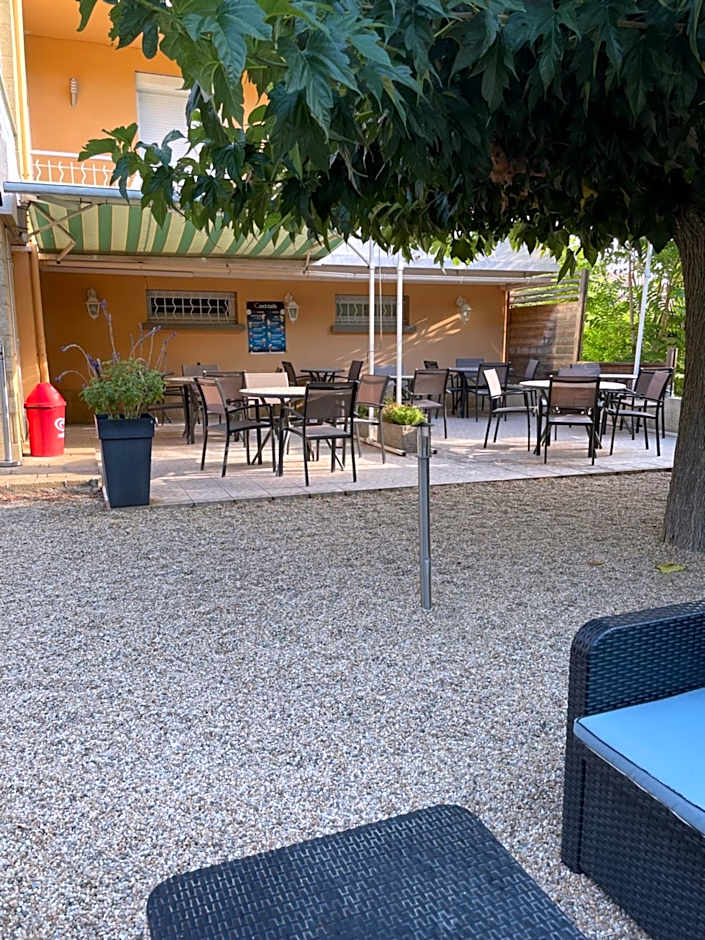 Logis Hôtel Le Clement V