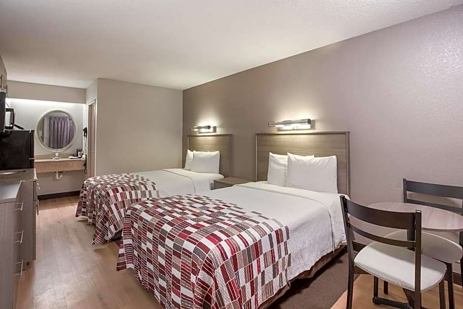 Red Roof Inn - Philadelphia Trevose