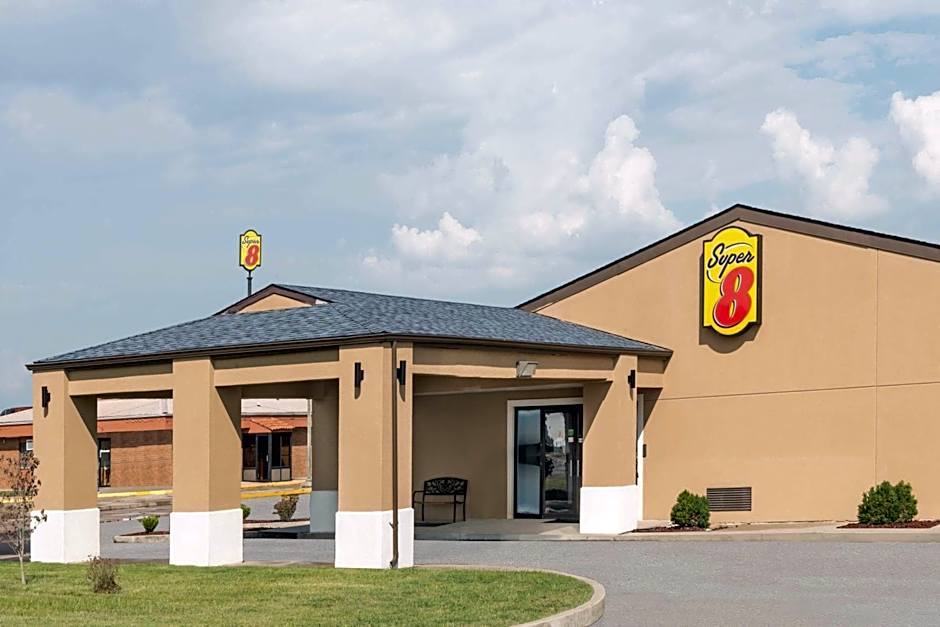 Super 8 by Wyndham Charleston/Sikeston East MO