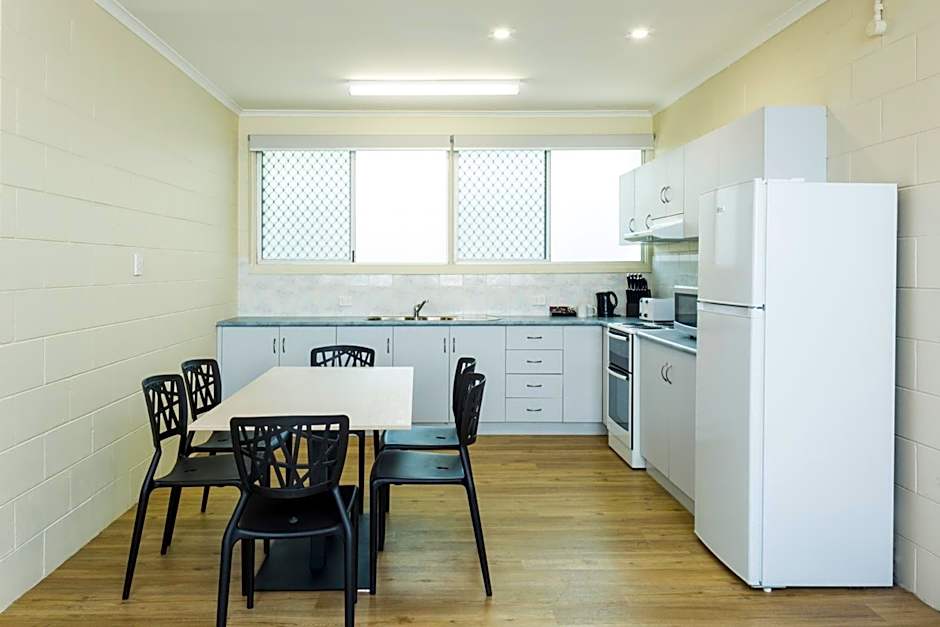 Nightcap at Edge Hill Tavern