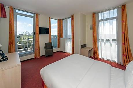 Double Room with Terrace