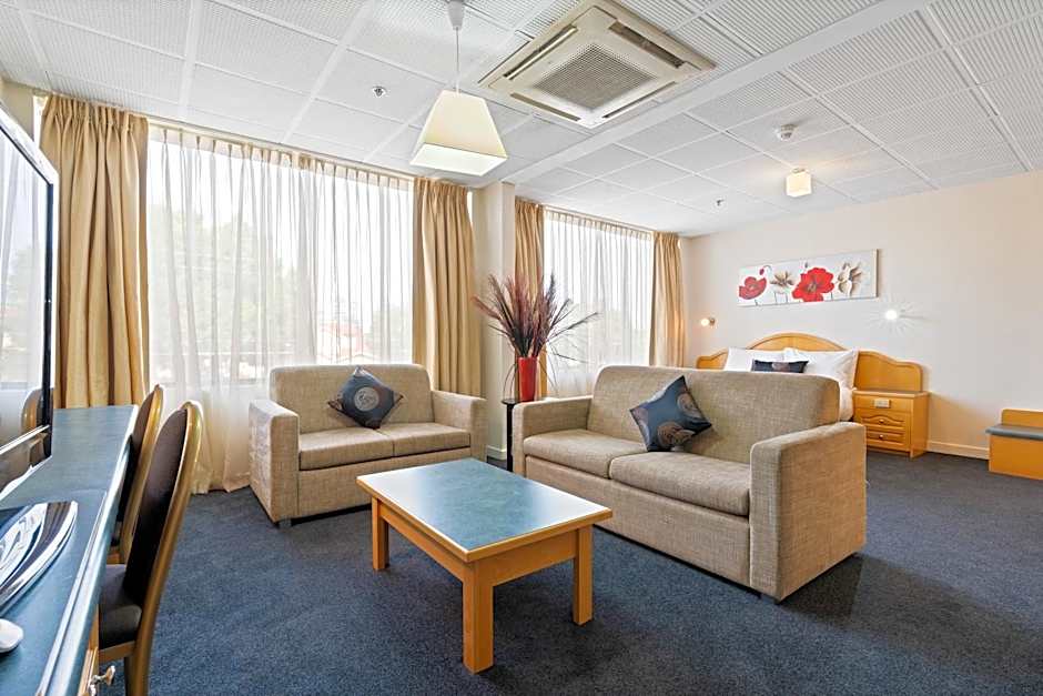 Adelaide International Motel