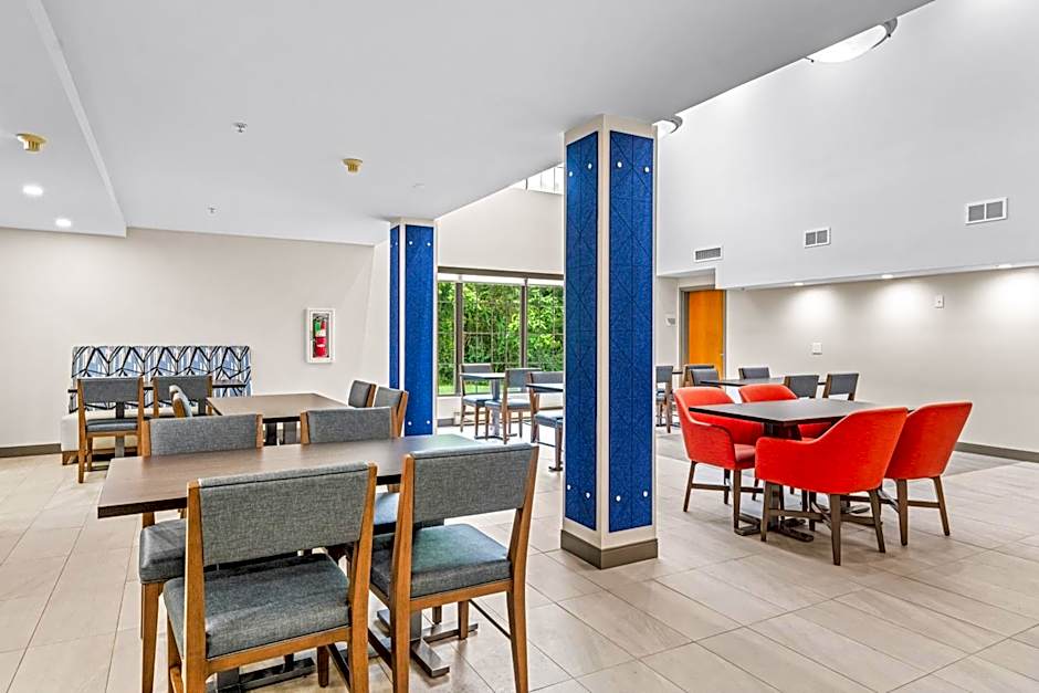 Holiday Inn Express Carneys Point New Jersey Turnpike Exit 1 By IHG