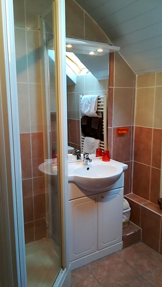 La Ferme de l'isle et sa Roulotte