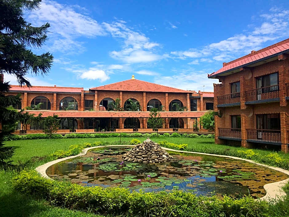 Hotel Lumbini Garden New Crystal 