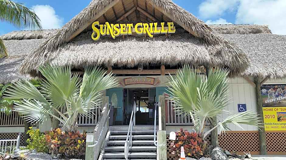 Captain Pips at Knights Key Inn