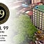 Hotel 99