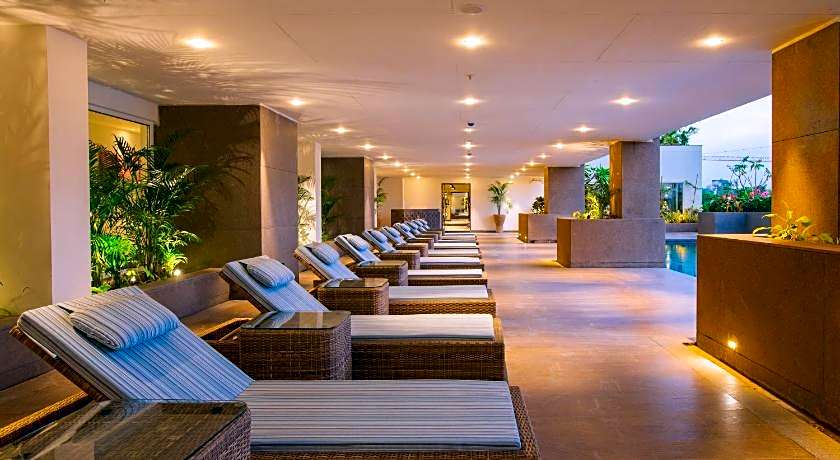 Lemon Tree Premier City Center Pune