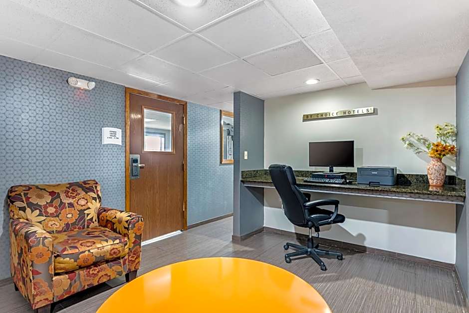 Quality Inn & Suites Lincoln South