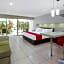 Ramada by Wyndham Acapulco Hotel & Suites