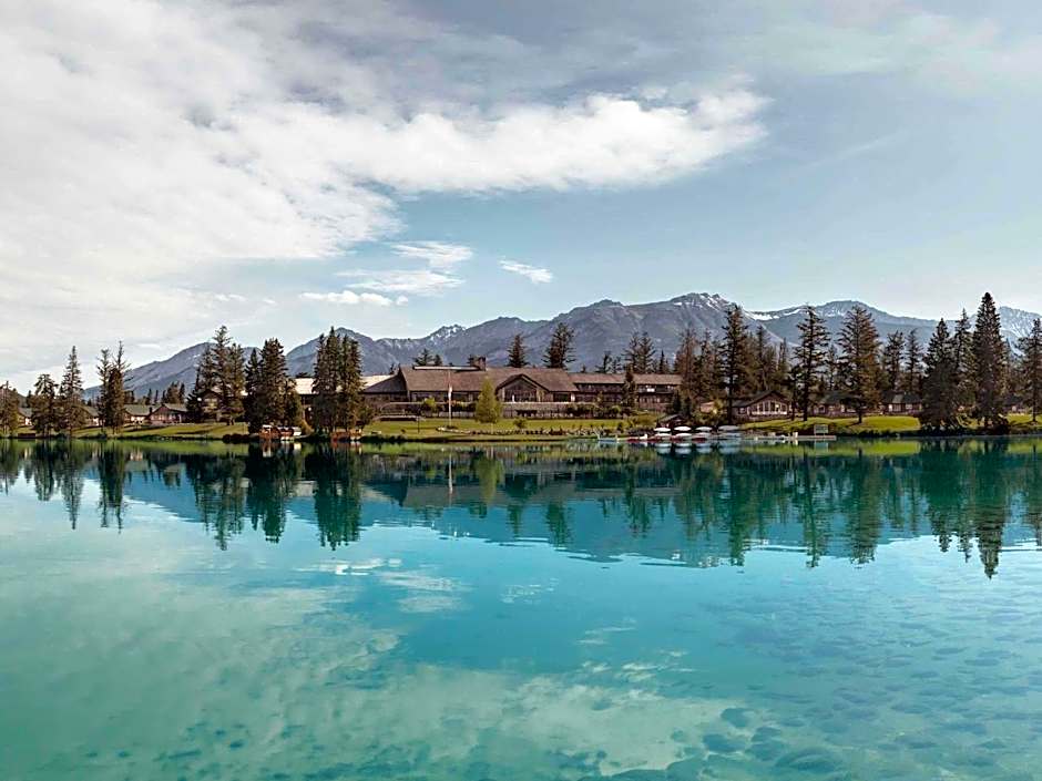 Fairmont Jasper Park Lodge