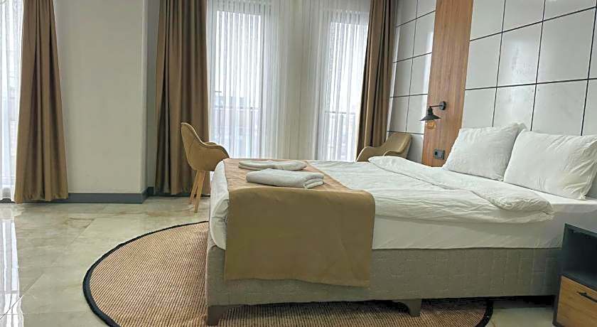 Pars Palas Hotel
