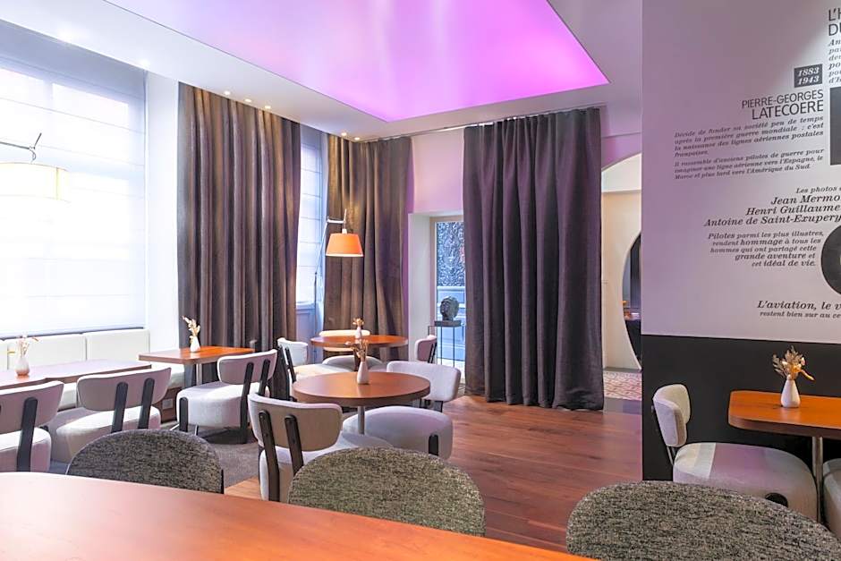 Le Grand Balcon Hotel