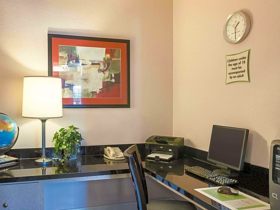 La Quinta by Wyndham Slidell - North Shore Area