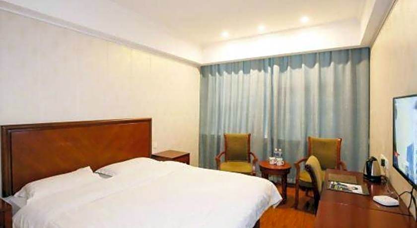 GreenTree Inn JiangSu WuXi BinHu TaiHu Pearl Development Mansion Business Hotel