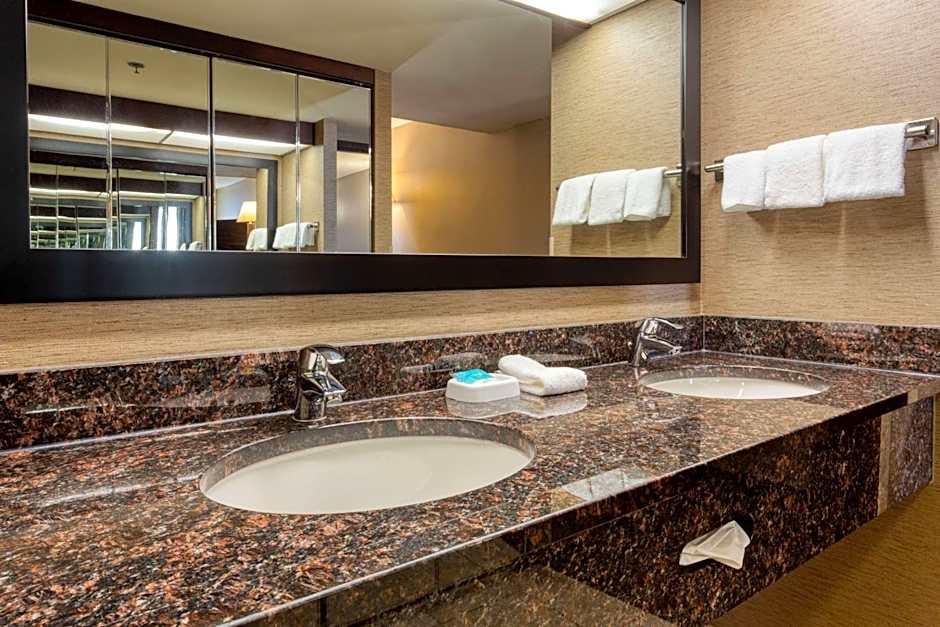Drury Inn & Suites Atlanta Morrow