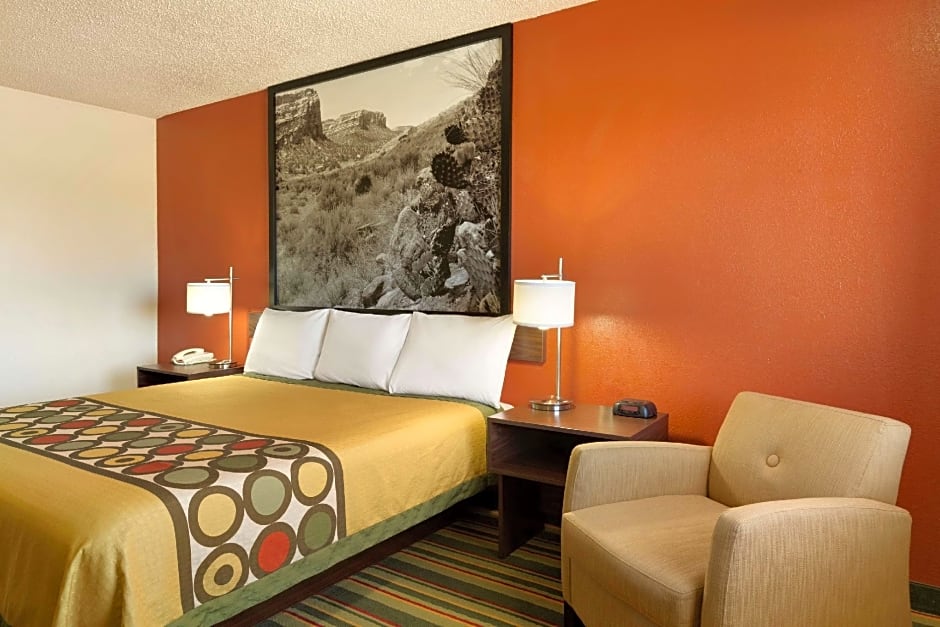 Super 8 By Wyndham Woodward – Woodward, OK