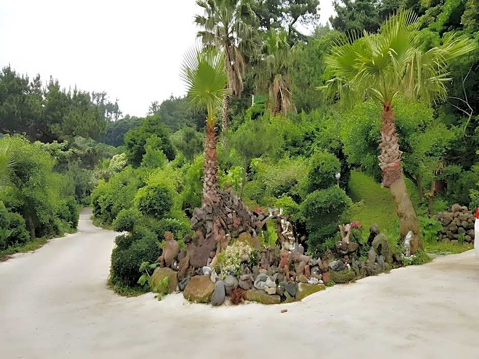 Dreaming Forest Pension