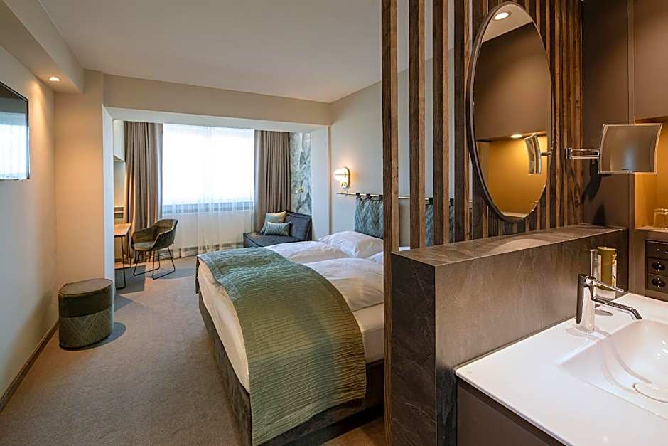 Photo 1 of 4 of Superior 1 Double Bed or 2 Beds