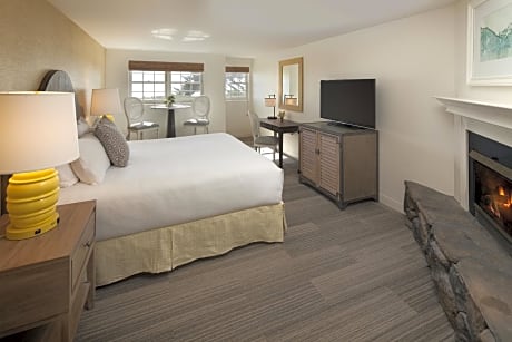 King Bedroom with Partial Ocean View