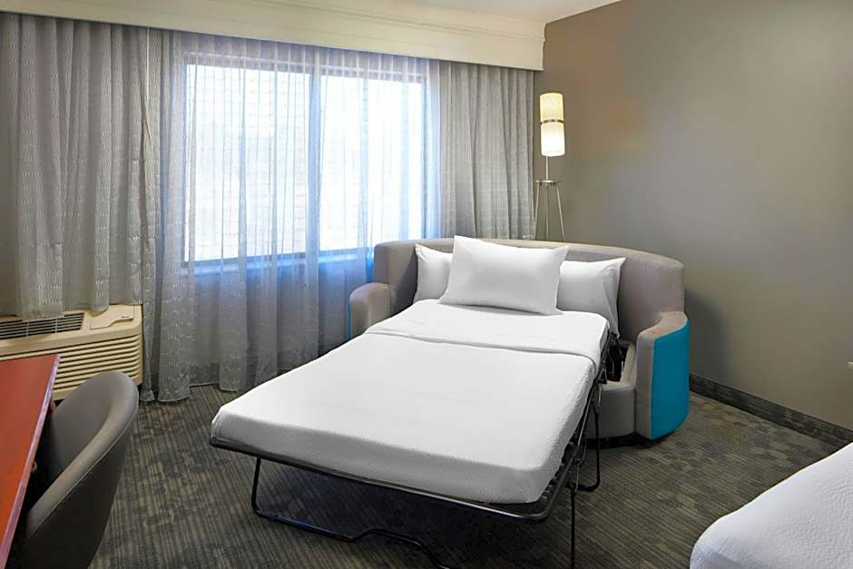 Courtyard by Marriott Newark Granville