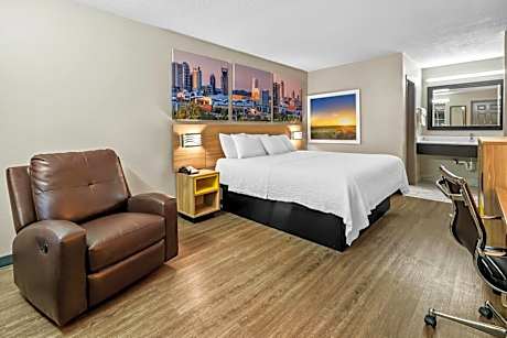 King Room - Non-Smoking