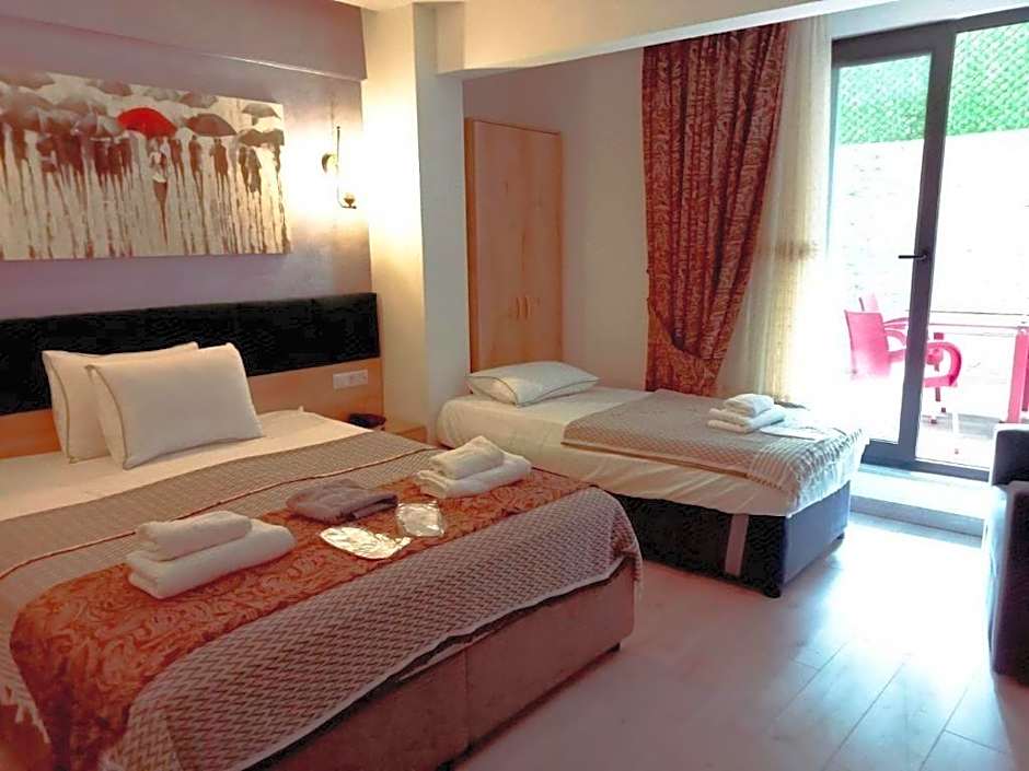 Loren Hotel & Suites