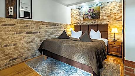 Economy Double Room with Terrace - Ground Floor